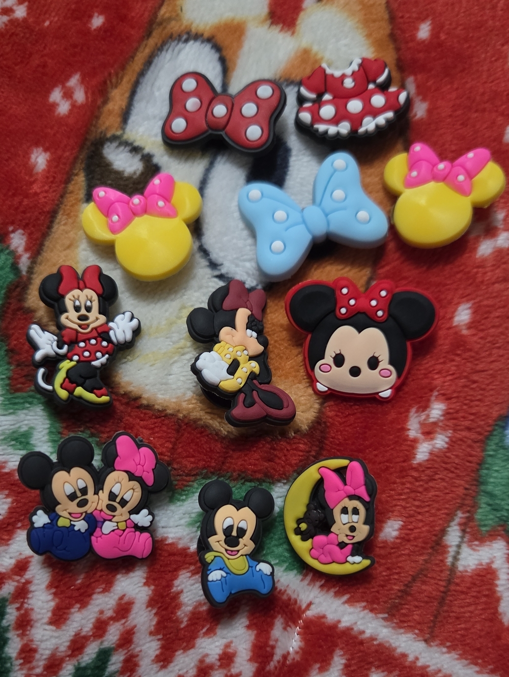 Minnie & Mickey Kids Toy Shoe Charms - Assorted Colors
